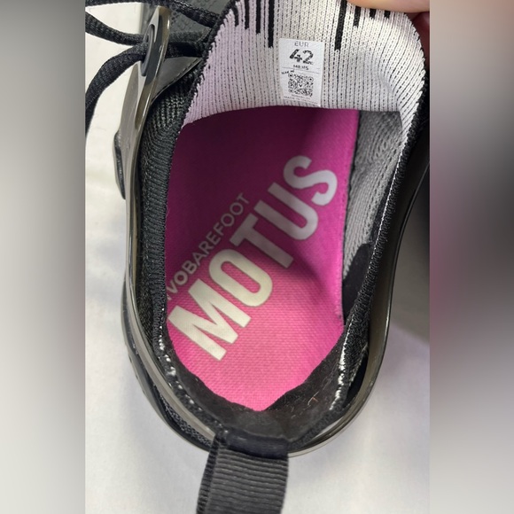 EUC Vivobarefoot MOTUS STRENGTH Size US Women's 10.5/EU 42 Black - Picture 7 of 9